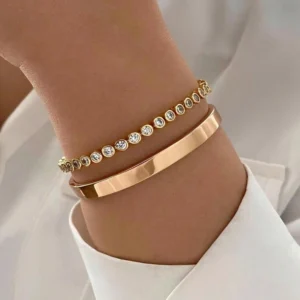 2 bracelets superposés minimalistes et délicats pour femme