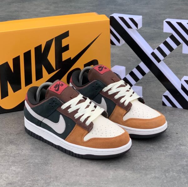 Nike SB Dunk Low "Joe Strummer" – Image 3