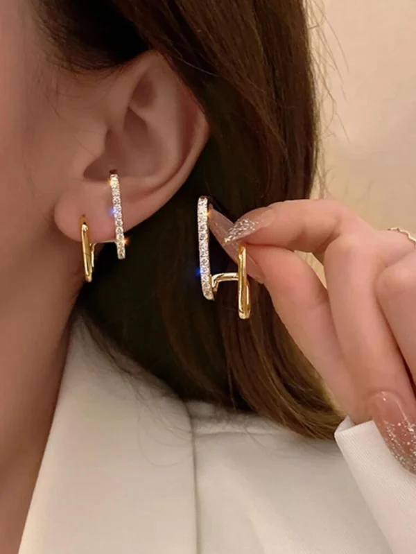 Ensemble paire de boucles d'oreilles à la mode serties de diamants pour femmes – Image 4