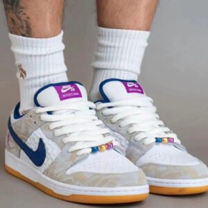 Chaussure Nike SB Dunk Low x Rayssa Leal