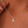 Collier avec initiale de nom pour femmes, bijoux en acier inoxydable, pendentifs simples avec alphabet de A à Z, colliers ras-du-cou avec lettre, mode pour fête – Image 4