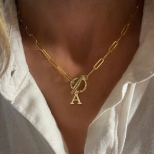 1 pièce Pendentif initial Collier en chaîne à trombone en acier inoxydable Collier Ras-du-cou pour femmes