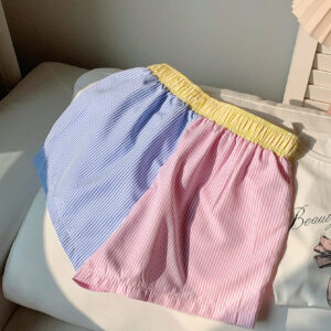 SHEIN Comfortcana Shorts À Rayures Imprimées Avec Détails De Patch De Lettre