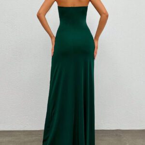 Robe longue sombre, sexy et élégante pour femme de couleur verte foncée