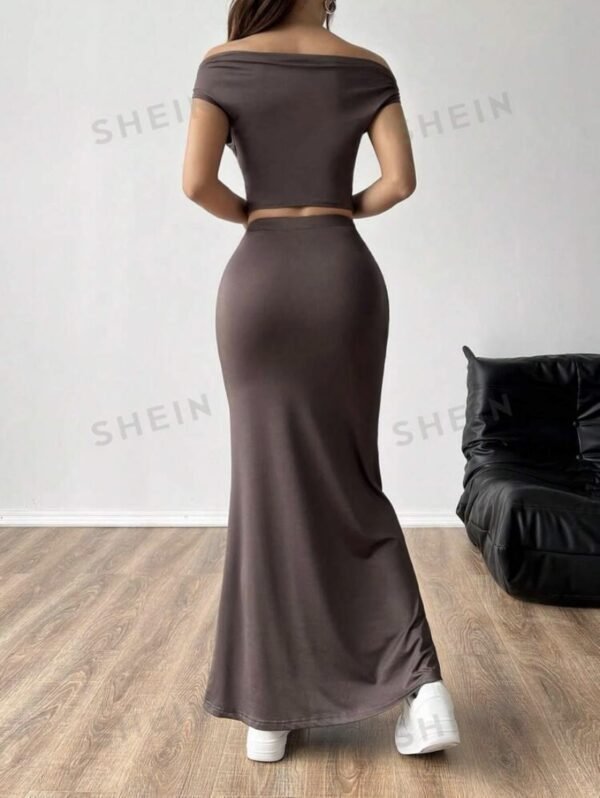 SHEIN EZwear Ensemble De Haut Épaule Nue Uni Pour Femme Et Jupe En Queue De Poisson – Image 2