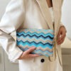 Sac En Paille Avec Motif À Chevrons Tissé Et Dragonne Pour Les Festivals / Vacances – Image 3