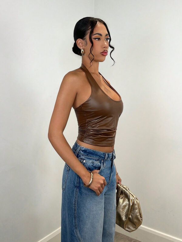 SHEIN BAE Débardeur simple à encolure ras-du-cou uni pour femmes, vêtements décontractés de tous les jours pour l'automne, vêtements en PU élastique pour femmes à l'automne, hauts d'automne pour femmes, vêtements d'hiver pour femmes – Image 11