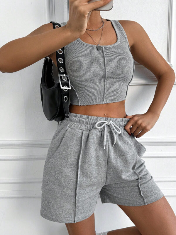 Ensemble top et short de sport en tissu côtelé – Image 6