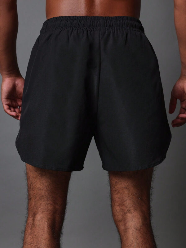 SUMWON Short respirant premium pour activewear avec poche zippée dissimulée et cordons tressés – Image 4
