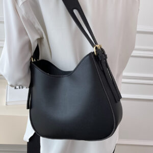 Sac hobo minimaliste à bride réglable