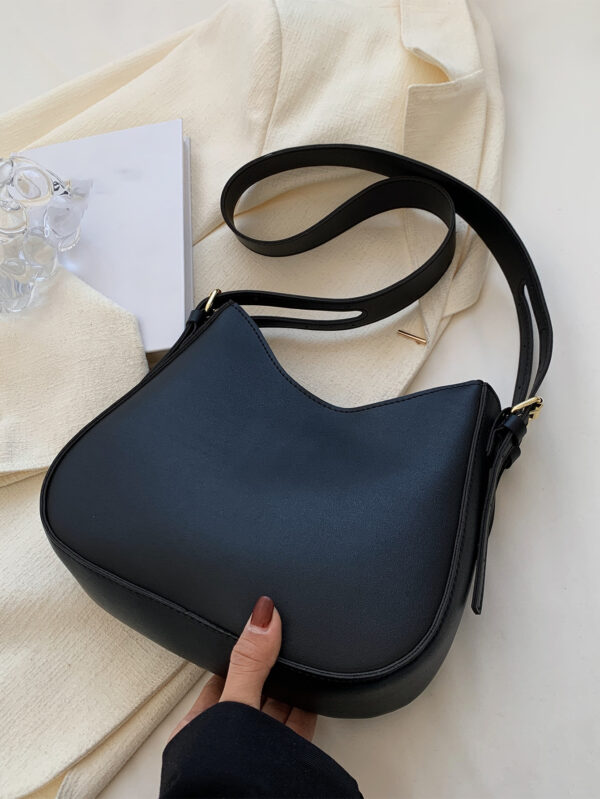 Sac hobo minimaliste à bride réglable – Image 7