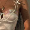 Robe de lingerie dos nu sexy avec détail de nœud en satin et broderie florale – Image 7