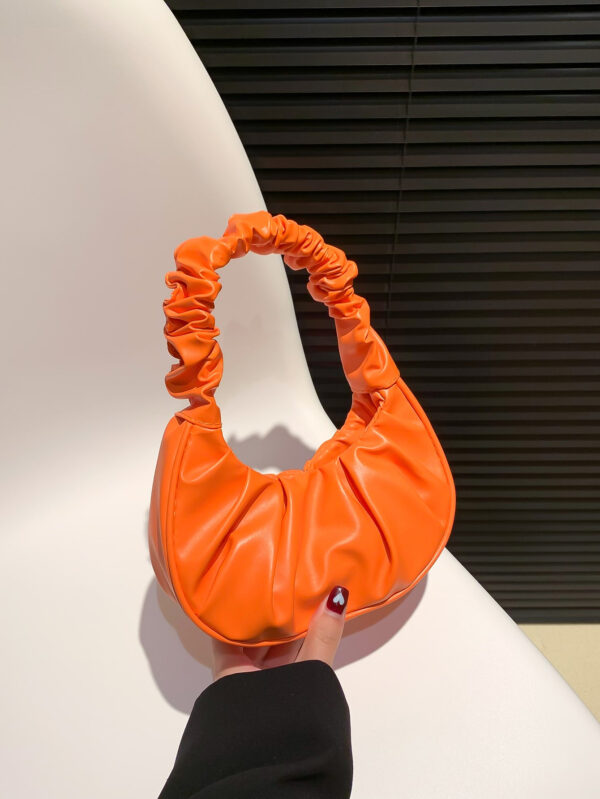 Mini sac à main froissé pour femme de couleur unie en forme de nuage et de croissant – Image 2