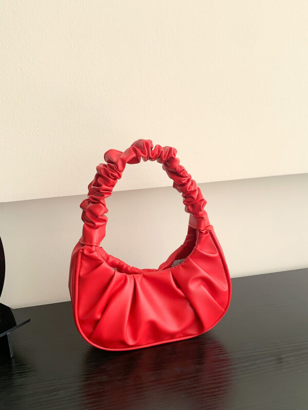 Mini sac à main froissé pour femme de couleur unie en forme de nuage et de croissant – Image 4