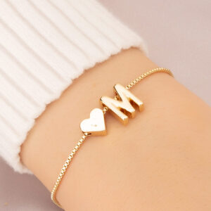 1 pièce Bracelet charm simple et avec symbole de cœur, bracelet à maillons avec 26 lettres de l'alphabet anglais de conception rétro, Saint-Valentin