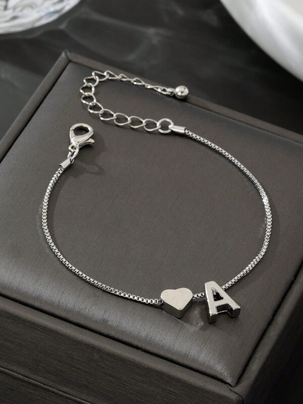 1 pièce Bracelet charm simple et avec symbole de cœur, bracelet à maillons avec 26 lettres de l'alphabet anglais de conception rétro, Saint-Valentin – Image 14