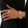 1 pièce Bracelet de dame stylisé avec un design exagéré de fleur en or, cadeau de mariage pour la Saint-Valentin – Image 3