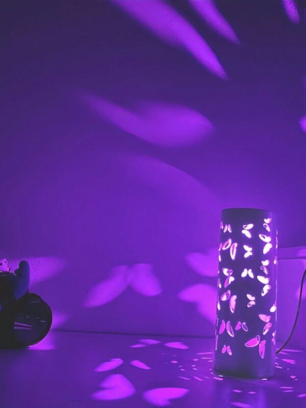 1 pièce Lampe de décor de bureau à LED RGB à télécommande alimentée par USB en matériau de bambou, lampe d'ambiance, lampe de chevet, lampe de bar, lumière d'atmosphère romantique pour couple, convient pour l'éclairage de la chambre à coucher, du salon, cadeau de vacances – Image 4