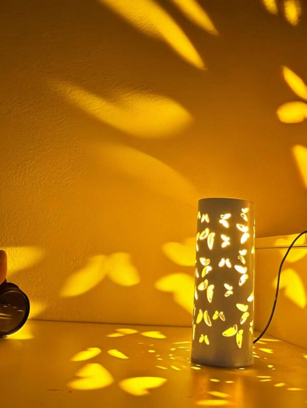 1 pièce Lampe de décor de bureau à LED RGB à télécommande alimentée par USB en matériau de bambou, lampe d'ambiance, lampe de chevet, lampe de bar, lumière d'atmosphère romantique pour couple, convient pour l'éclairage de la chambre à coucher, du salon, cadeau de vacances – Image 14