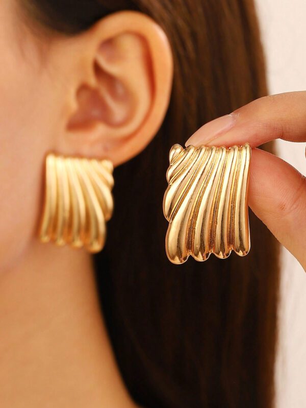 1 Paire Boucles D'oreilles À Tige Géométrique Torsadée En Métal Exagérée Vintage Pour Femmes, Convient Pour Quotidien, Festival, Fête Et Cadeaux – Image 3