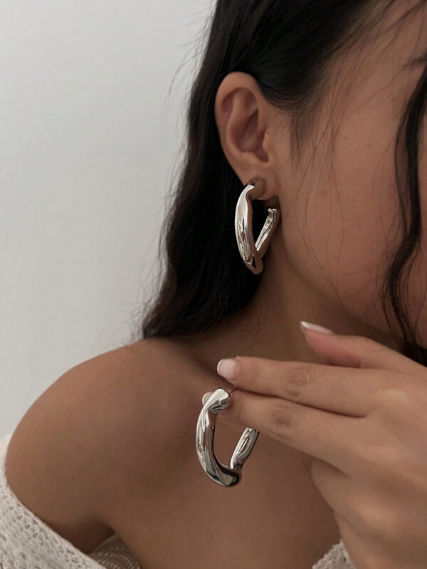 1 paire Boucles d'oreilles géométriques asymétriques rétro en métal en forme de vague et de cercle – Image 4