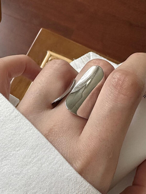 Bague ouverte minimaliste – Image 5