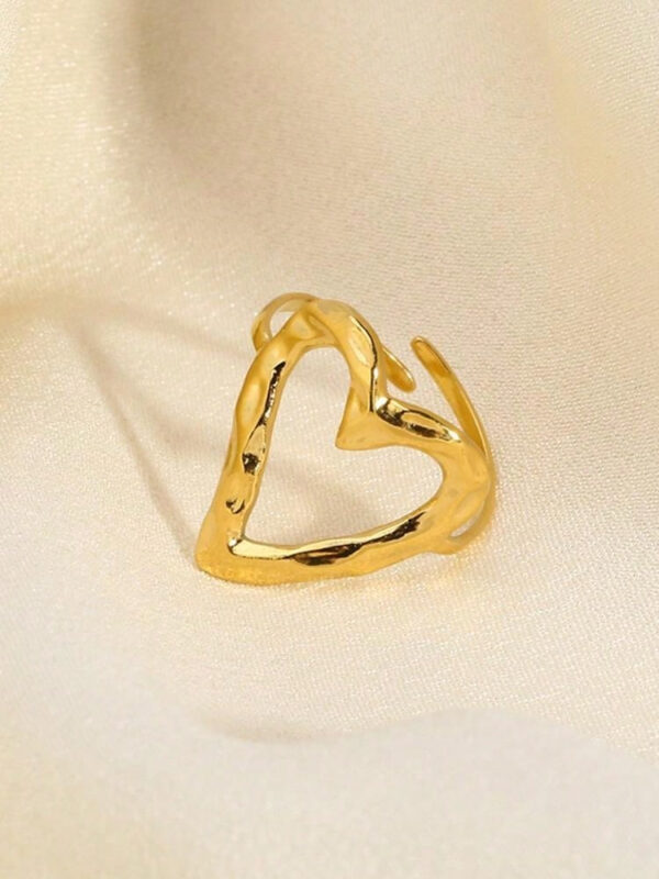 1 pièce Bague en acier inoxydable à la mode, exquise et romantique avec texture martelée en forme de cœur ajourée en 18 carats, pour la Saint-Valentin, le carnaval, le Nouvel An, les fêtes et le port quotidien pour femmes – Image 9