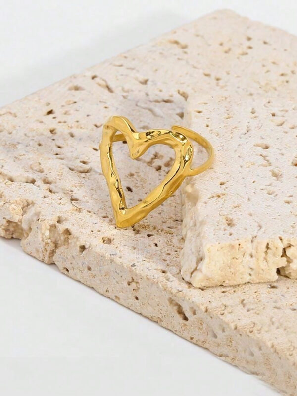 1 pièce Bague en acier inoxydable à la mode, exquise et romantique avec texture martelée en forme de cœur ajourée en 18 carats, pour la Saint-Valentin, le carnaval, le Nouvel An, les fêtes et le port quotidien pour femmes – Image 12
