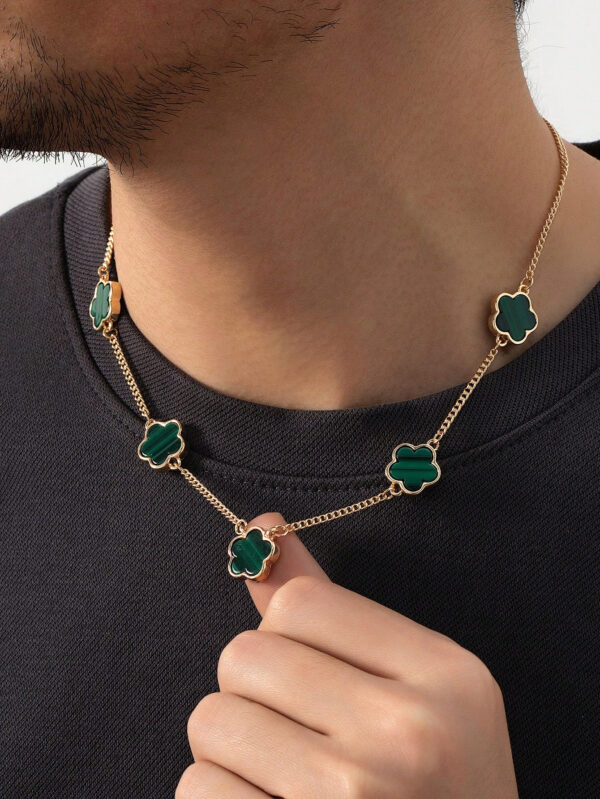 1 pièce Collier pendentif trèfle à quatre feuilles chanceux à la mode pour hommes - idéal pour les rendez-vous et les cadeaux de la Saint-Valentin – Image 2