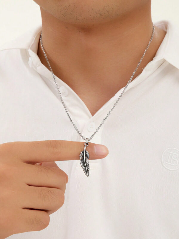 1 pièce Collier de style géométrique en acier inoxydable avec accessoire de charme pour homme, style punk vintage à plumes, mode hip hop de rue, cadeau de bijoux et look élégant – Image 2