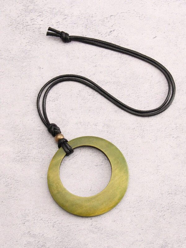 1 pièce Collier long avec pendentif en bois rétro à motif géométrique circulaire, collier en corde de cire de style élégant bohème pour hommes, chaîne pour pull, cadeau de festival – Image 15