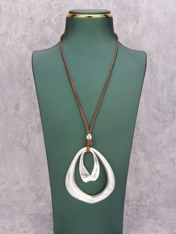 1 pièce Mode Collier à pendentif rond plat asymétrique géométrique en métal avec double cercle orné de perles pour hommes, corde de cire marron et noire, collier simple et décontracté – Image 9