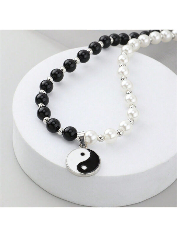 1 Pièce Pendentif En Alliage De Conception Tai Chi Yin Yang Simple À La Mode Avec Incrustation De Fausses Perles Noires Et Blanches Collier Personnalisé Pour Hommes – Image 2