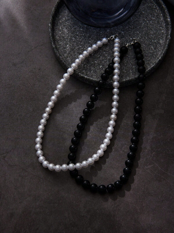 2 pièces Collier simple tendance en perles noires et blanches, perles factices de 6 à 10 mm de diamètre. Convient pour les cadeaux de la Saint-Valentin et les vacances pour les couples, et pour le port quotidien des hommes pour la Saint-Valentin – Image 6