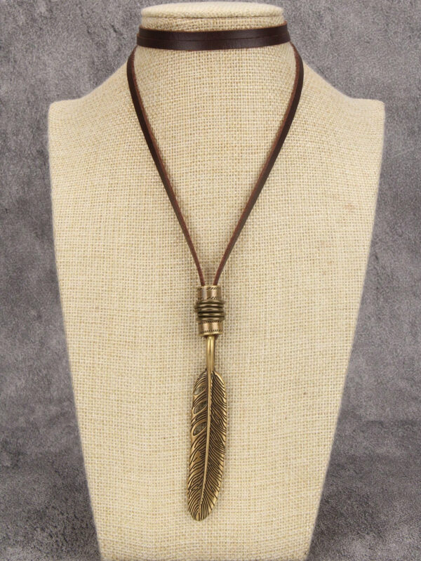1 pièce Collier marron réglable avec pendentif en alliage en forme de plume, collier à longue chaîne décoratif unisexe, cadeau pour les fêtes – Image 5