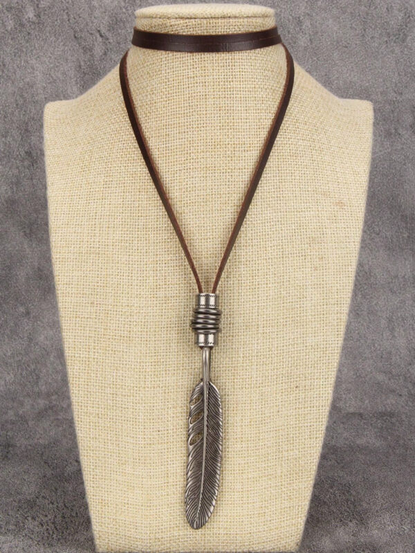1 pièce Collier marron réglable avec pendentif en alliage en forme de plume, collier à longue chaîne décoratif unisexe, cadeau pour les fêtes – Image 18