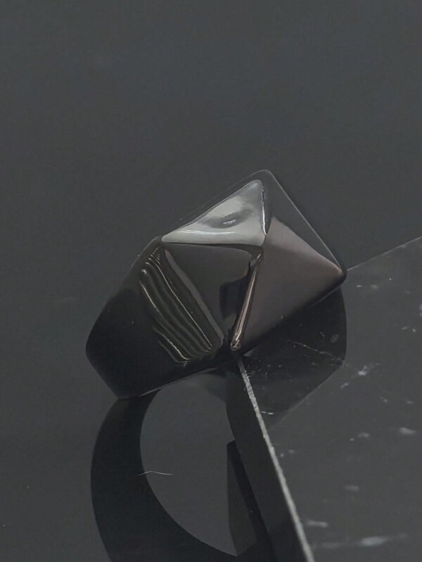 Cadeau de Saint-Valentin 2025 Bagues en acier inoxydable plaqué noir de haute qualité avec formes géométriques, bijoux pour homme