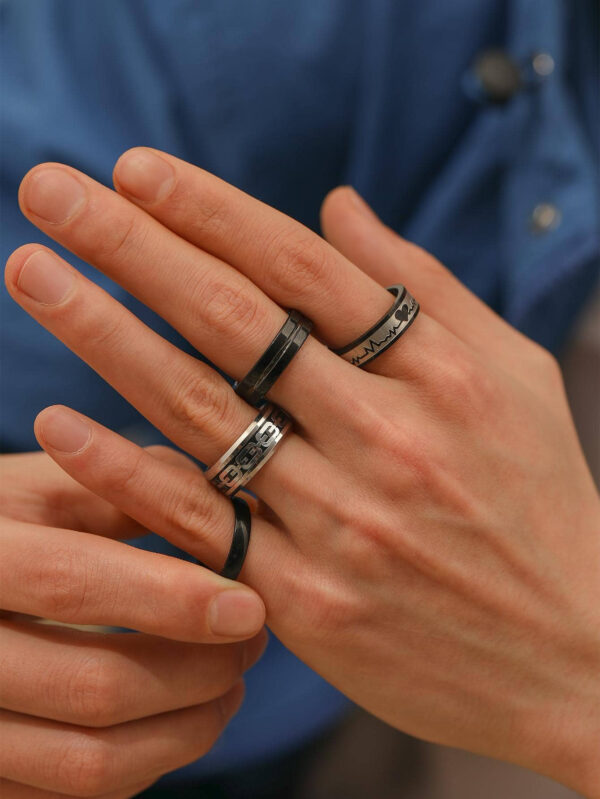 4 pièces/set Bijou Pour Homme En Acier Inoxydable Électrocardiogramme Battement De Cœur Chaîne À Rayures Design Anneaux Pour Cadeau