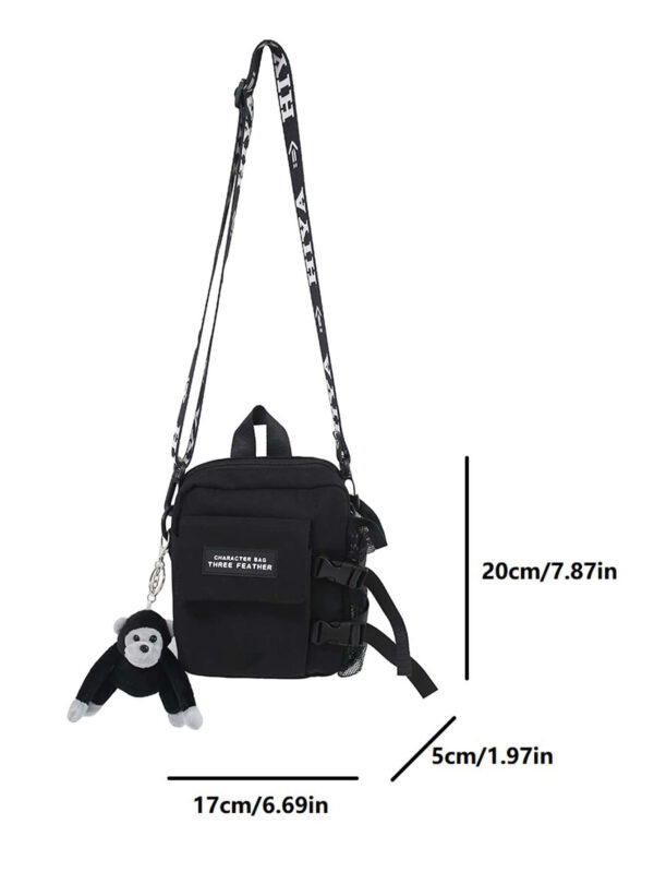 Sac banane multifonctionnel pour étudiants du secondaire et étudiants universitaires. Sac d'épaule casual avec motif graphique carré, charm décoratif. Idéal pour les voyages, l'université, le sport, les trajets, la chambre. Sac pratique et avec plusieurs poches. Sac messenger, sac bandoulière pour hommes. Sac latéral automne, sac cylindrique, cadeau de Noël, sac d'hiver, sac de Thanksgiving, sac de voyage, sac de camping, sac d'école. Sac noir – Image 3