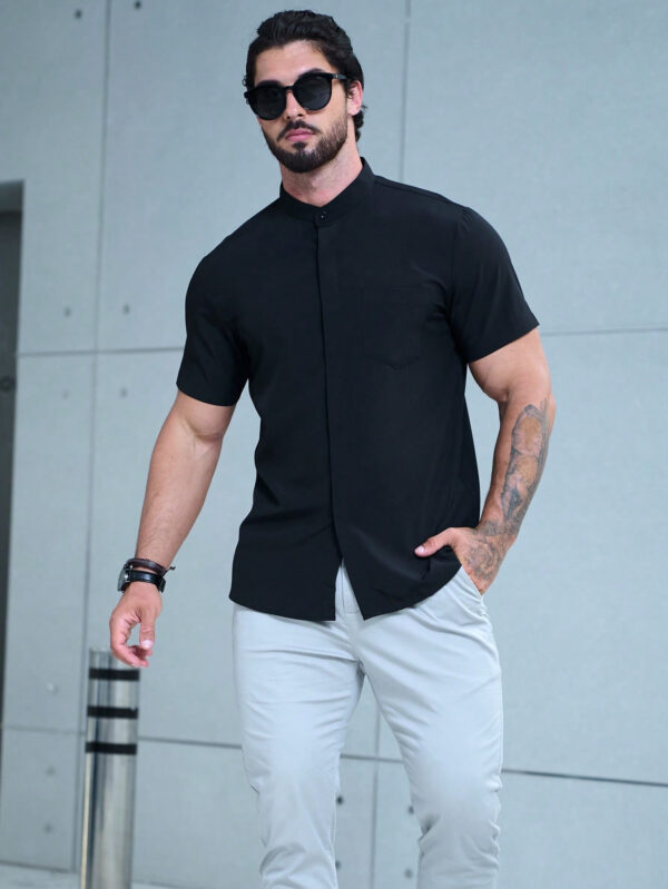 Manfinity Homme Chemise pour homme à boutons unicolore à manches courtes, noire unie, chemise décontractée de travail pour mari – Image 3