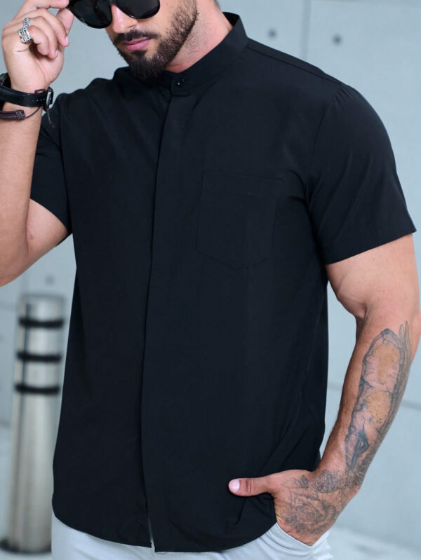 Manfinity Homme Chemise pour homme à boutons unicolore à manches courtes, noire unie, chemise décontractée de travail pour mari – Image 6