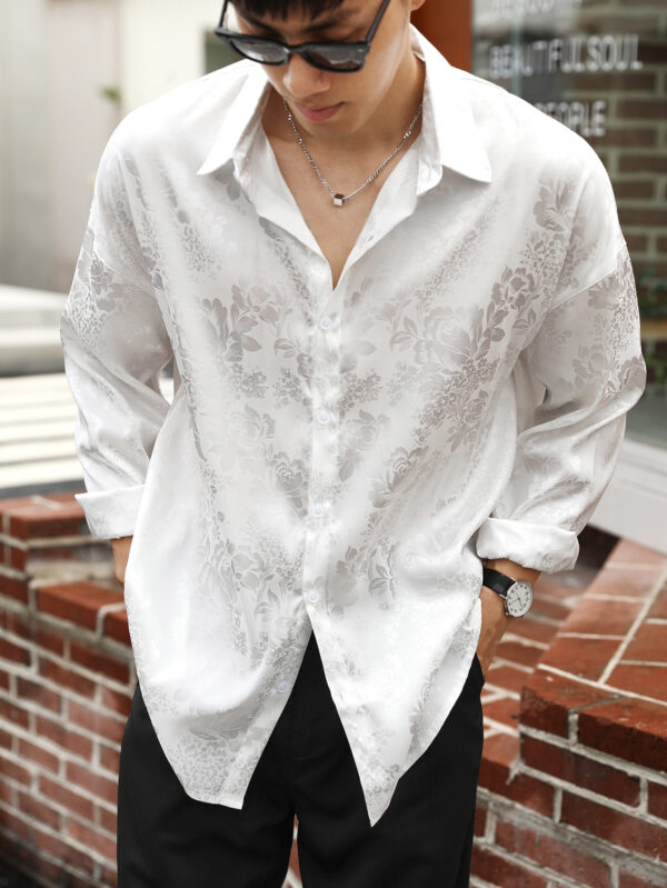 Manfinity Hypemode Chemise décontractée blanche ample à manches longues pour homme, chemise à fleurs jacquard pour hommes, bouton avant, cadeau de petit ami