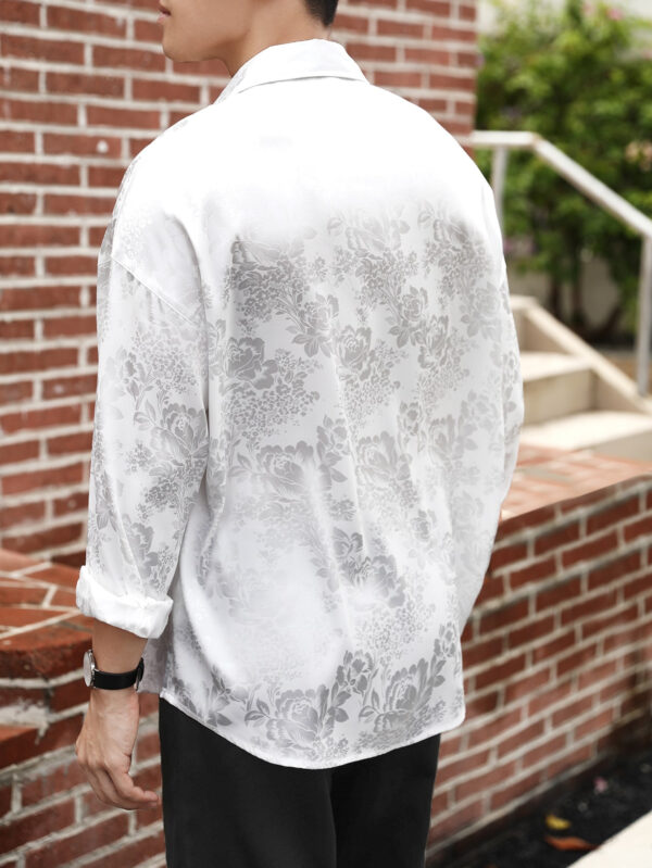 Manfinity Hypemode Chemise décontractée blanche ample à manches longues pour homme, chemise à fleurs jacquard pour hommes, bouton avant, cadeau de petit ami – Image 3