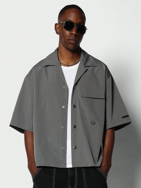 SUMWON Chemise de récolte en nylon coupe boîte avec imprimé au dos – Image 2