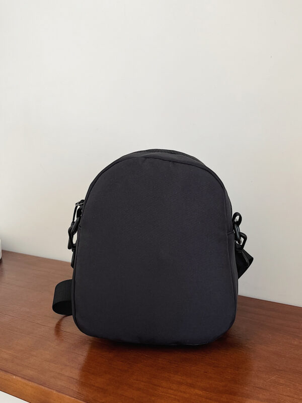Sac banane multifonctionnel pour lycéens, étudiants universitaires, hommes, sac à bandoulière décontracté, sac messager mini avec motif dessin animé, sac d'école, sac de sport, grand sac fourre-tout polyvalent à la mode, idéal comme cadeau pour le père, le petit ami, en vacances, sac, sac besace – Image 6