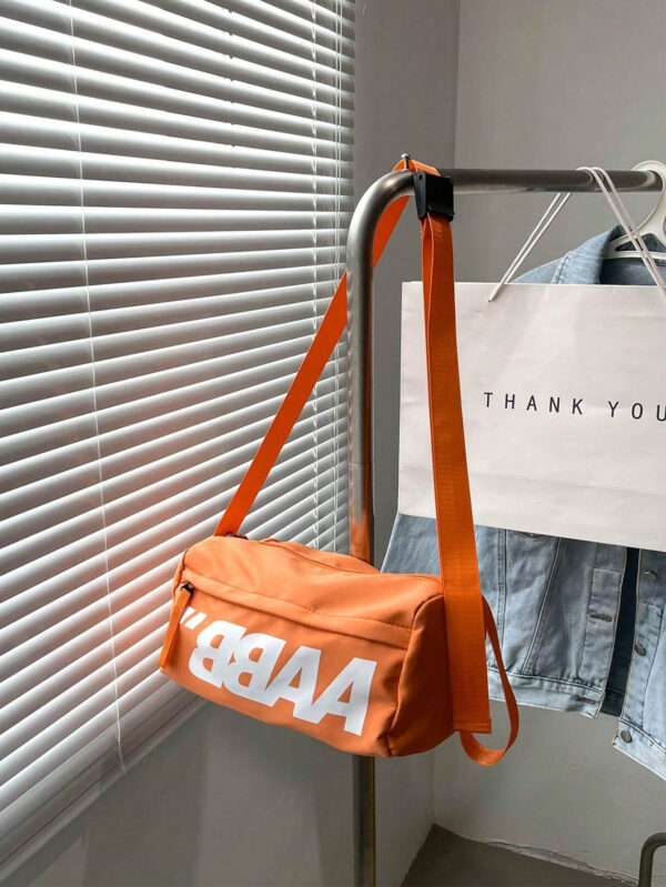 Sac bandoulière pour homme, style tendance Ins cool hip-hop, sac à bandoulière style japonais, sac de messager décontracté et simple pour étudiant, sac de collège pour la rue, sac multifonction homme, sac bandoulière homme, sac à dos homme, sac à bandoulière homme, sac cylindrique homme, sac homme hiver, sac de voyage noir, sac pour homme, sac été rentrée scolaire – Image 4
