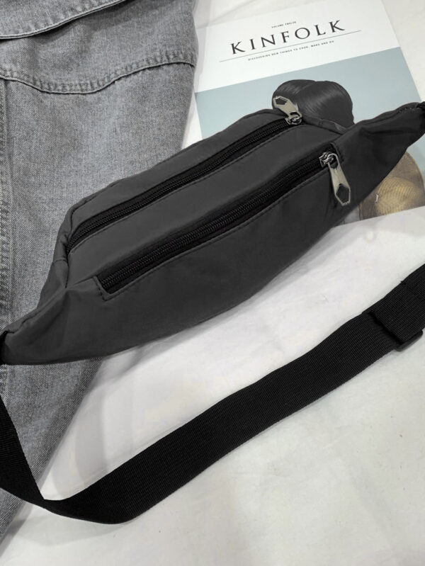 Sac banane décoré de patchs pour hommes, sac de poitrine multifonctionnel pour collège, université, livres, vacances, voyage, cadeau pour hommes, Saint-Valentin, grande capacité, noir, sac d'été, sac d'étudiant, sac de loisirs extérieurs – Image 5