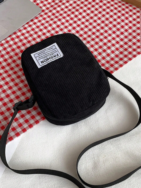 Mini sac bandoulière en velours côtelé, sac à bandoulière polyester minimaliste décontracté pour les voyages, les vacances, l'école, le sport. Léger, cadeau pour hommes, cadeau pour père, sac de plage, sac de sport, sac noir, sac étudiant grande capacité multifonctionnel, cadeaux amusants – Image 4