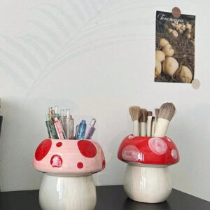 1 pièce Porte-crayon en forme de champignon en céramique mignon - organisateur de bureau pour pinceaux de maquillage et fournitures de bureau, design décoratif créatif pour étudiants et filles, support à stylo adorable pour fournitures et accessoires de bureau de couleur pastel