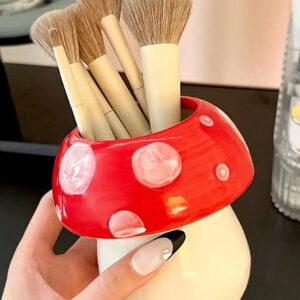 1 pièce Porte-crayon en forme de champignon en céramique mignon - organisateur de bureau pour pinceaux de maquillage et fournitures de bureau, design décoratif créatif pour étudiants et filles, support à stylo adorable pour fournitures et accessoires de bureau de couleur pastel